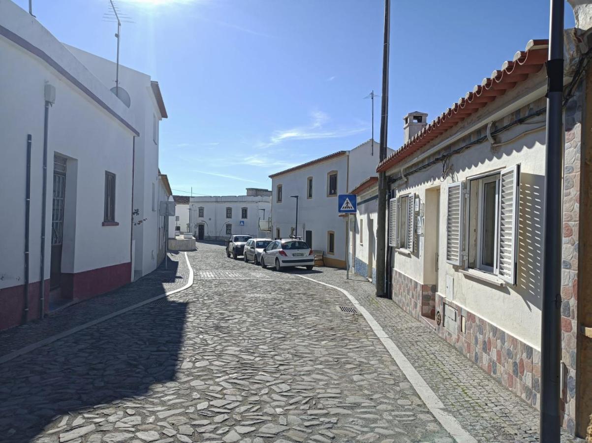 Casa Ponto De Encontro Villa Almodôvar Exterior foto